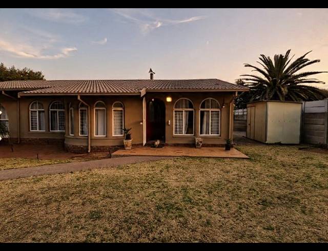 3 BEDROOM HOUSE FOR SALE IN VAALPARK